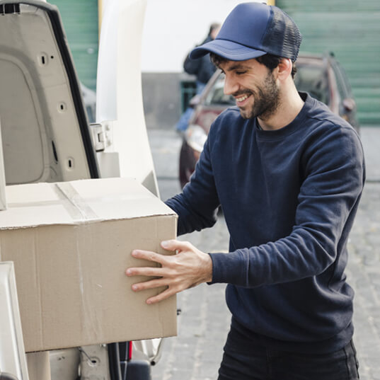 איך בוחרים חברת שליחויות בעידן ה-E-commerce – ולמה זה קריטי להצלחה של העסק